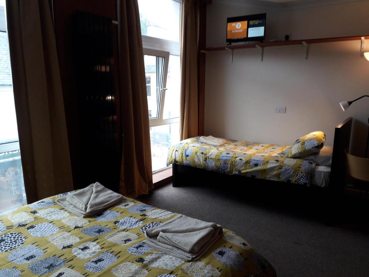Ossians Hotel ฟอร์ตวิลเลียม ภายนอก รูปภาพ